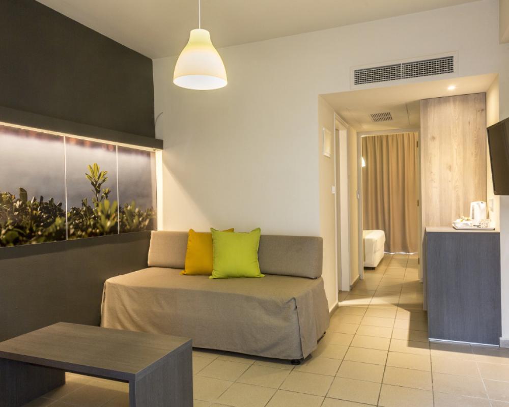 фото Mayfair Gardens