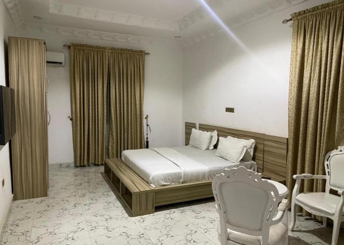 Ibiyemi apartment