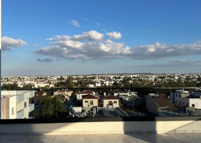 Lux Level 4 Penthouse Tower 206