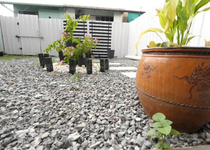 Lyd's Home Urban Staycation