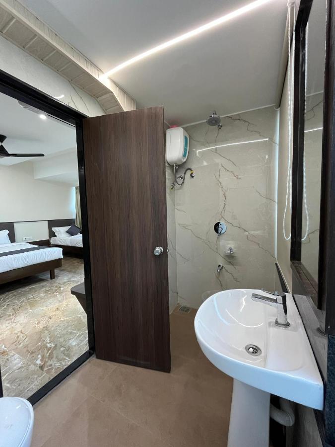 фото Kuber Suites