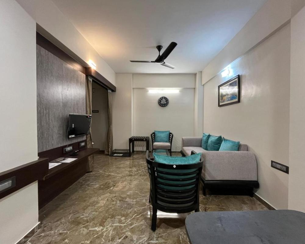 фото Kuber Suites