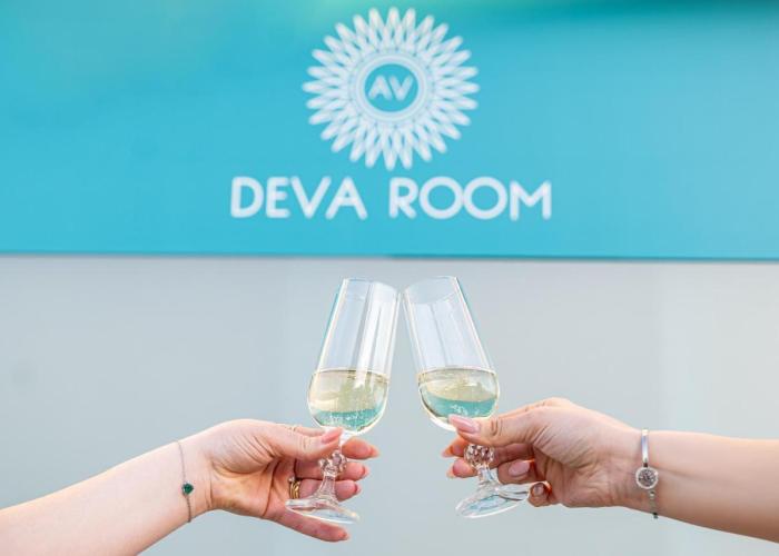 Deva Room