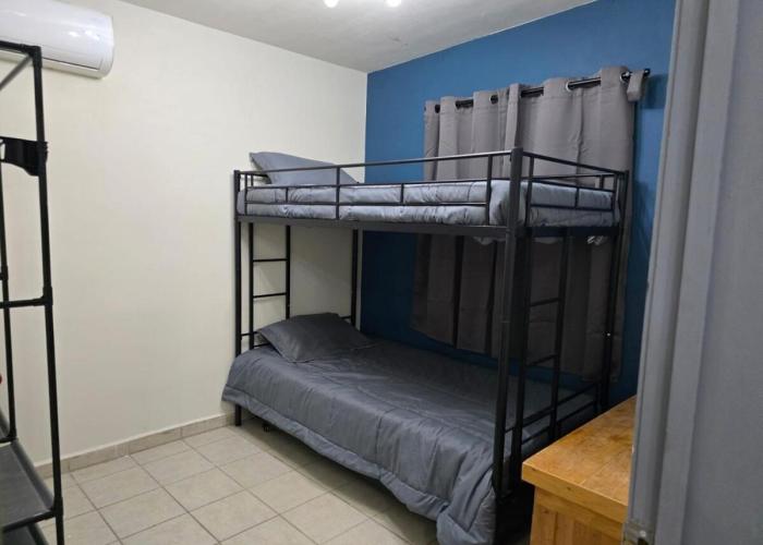 Blue House - Sleeps 5 - Near Hermosa Beach
