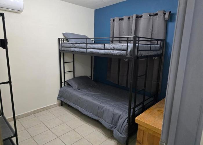 Blue House - Sleeps 5 - Near Hermosa Beach