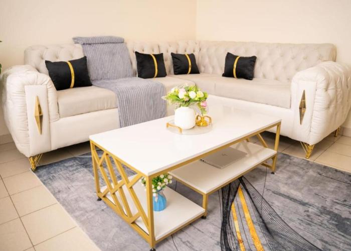 Beautifully Furnished 1 Bedroom House