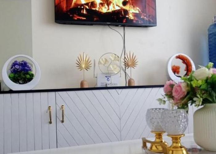 Beautifully Furnished 1 Bedroom House