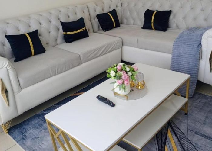 Beautifully Furnished 1 Bedroom House