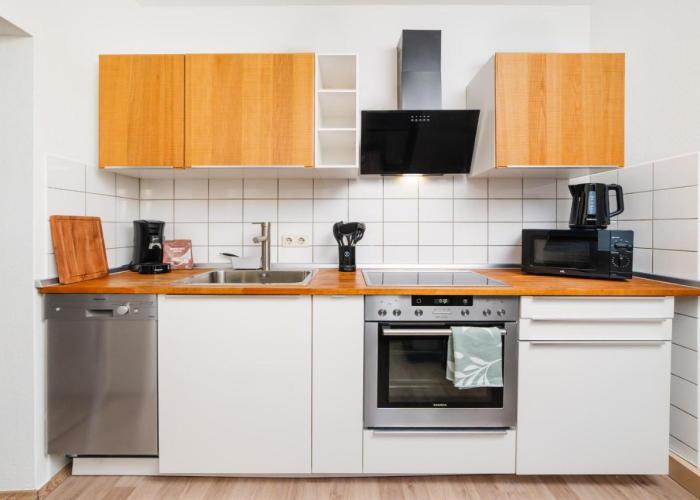 Smart Home - Wuppertal - Perfect for 5 Guests! Netflix - Central - Smart TV - Free Parking Zone