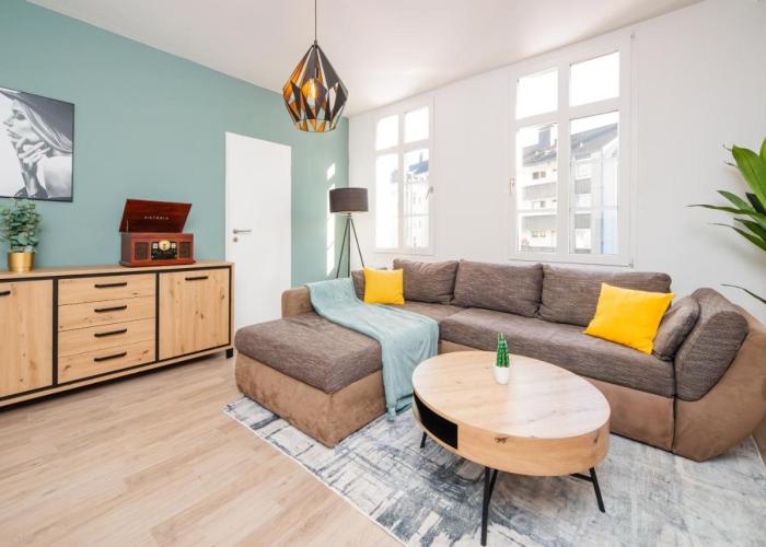 Smart Home - Wuppertal - Perfect for 5 Guests! Netflix - Central - Smart TV - Free Parking Zone