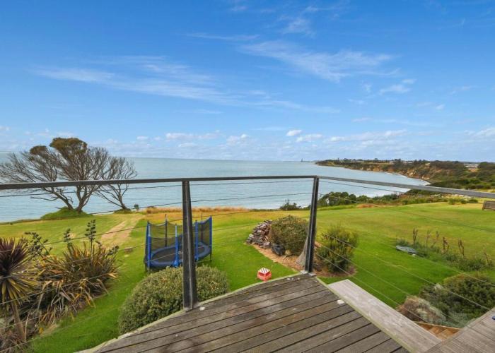 Cavendish - Stunning Coastal Views