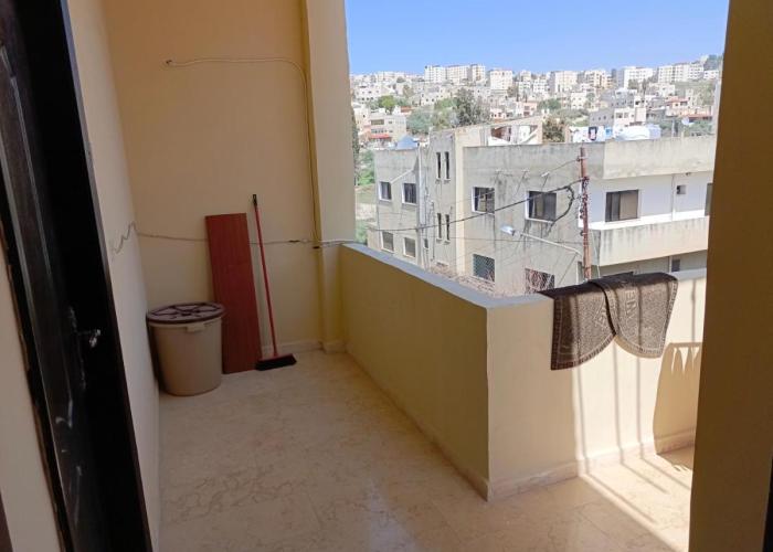 Elegant Room in Prime Location Close to Airport