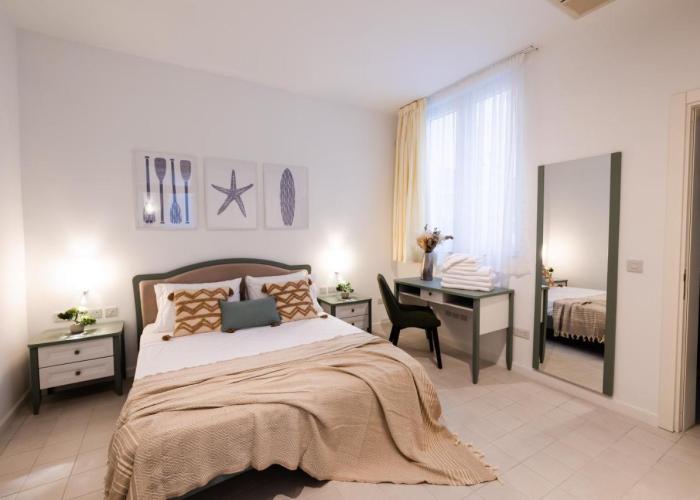 Brand New! Boutique Style Apartment in Valletta, sleeps 4