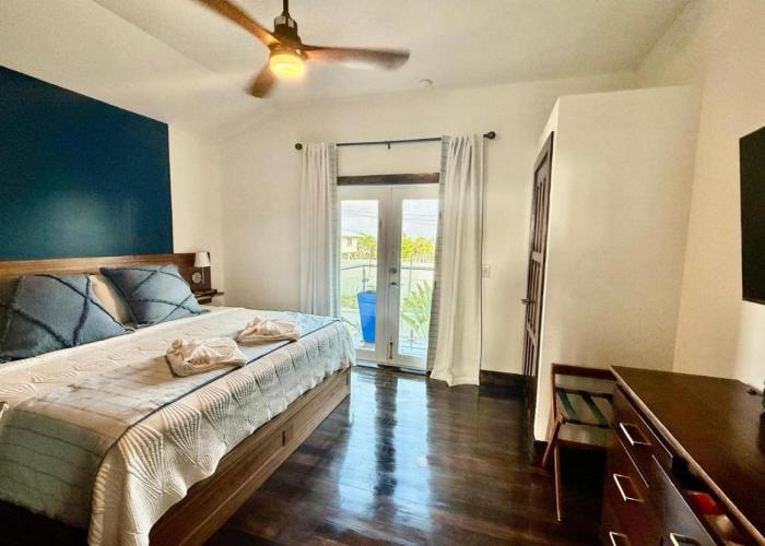 360 Suites Luxury Seaside Caye Caulker