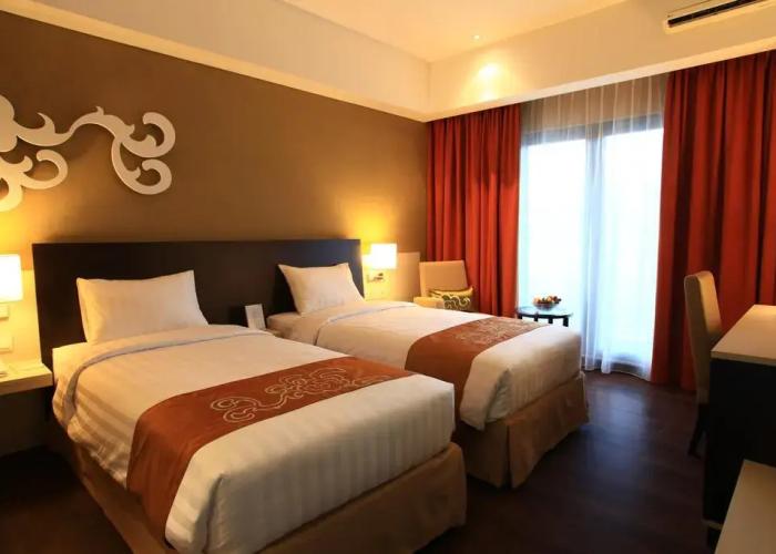 Soll Marina Hotel & Conference Center Bangka