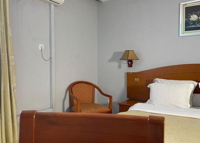 Hotel Peninsule Bonamoussadi Douala