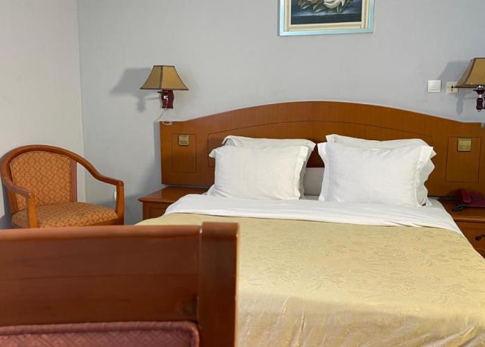 Hotel Peninsule Bonamoussadi Douala