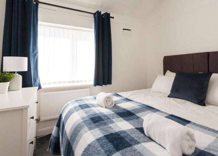 Warrington House, free parking and WiFi