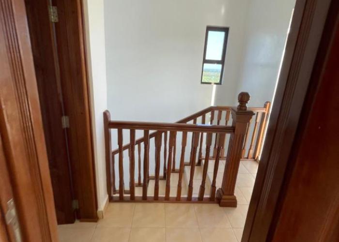 4 Bed Villa