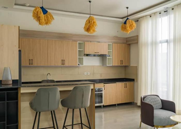 COMFORT INN-Executive apartments