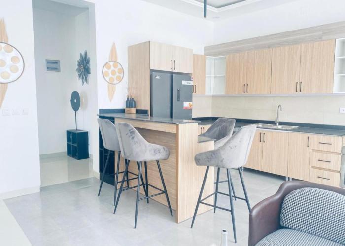 COMFORT INN-Executive apartments