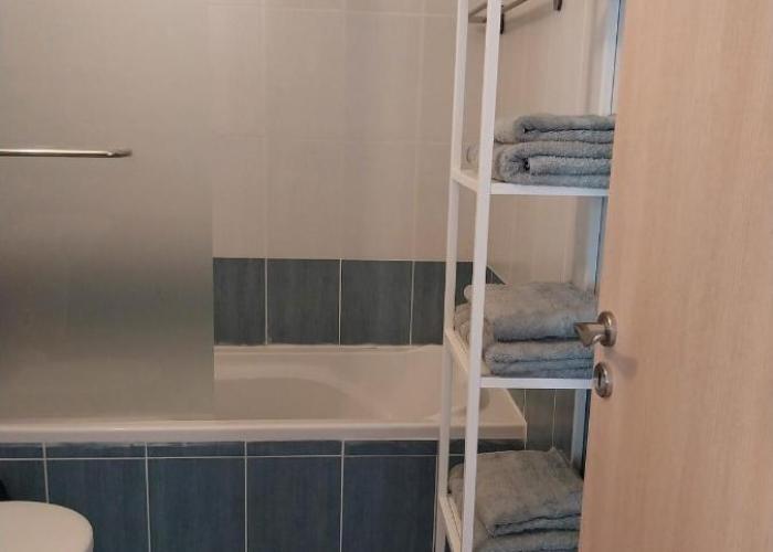 Modern Holiday Appartment With Pool
