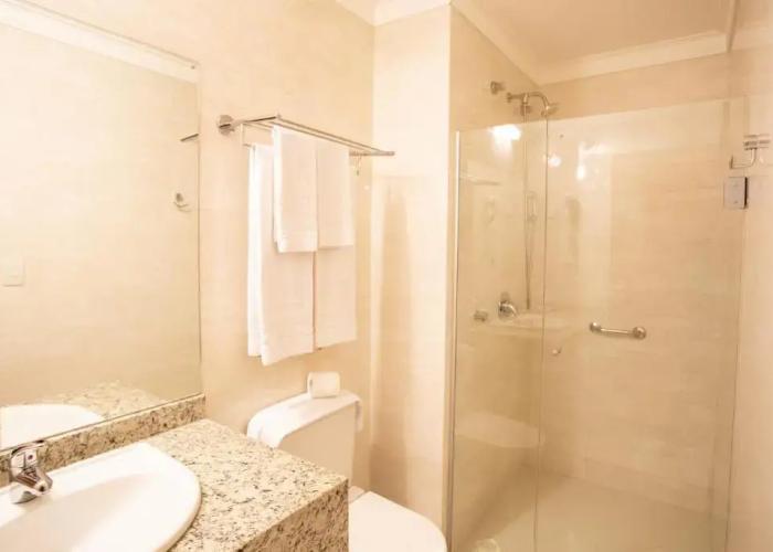 Barbur Center Hotel
