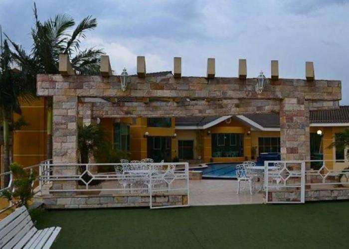 Barbur Plaza Hotel