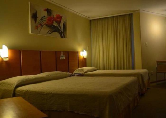 Barbur Plaza Hotel