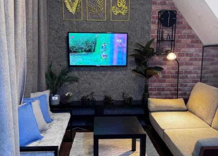Cozy Rustic Corner House Subic
