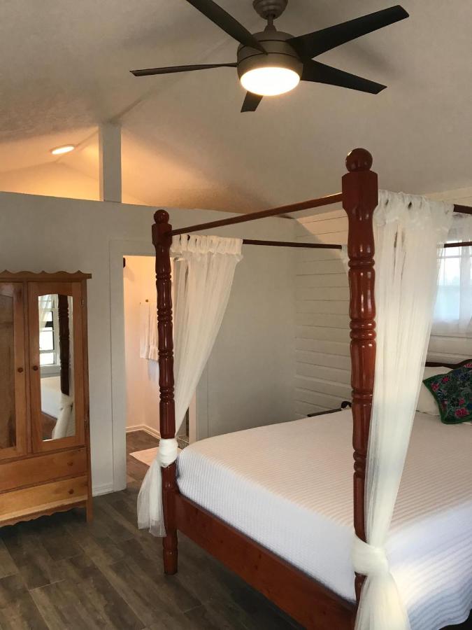 фото Secret Beach Cabanas