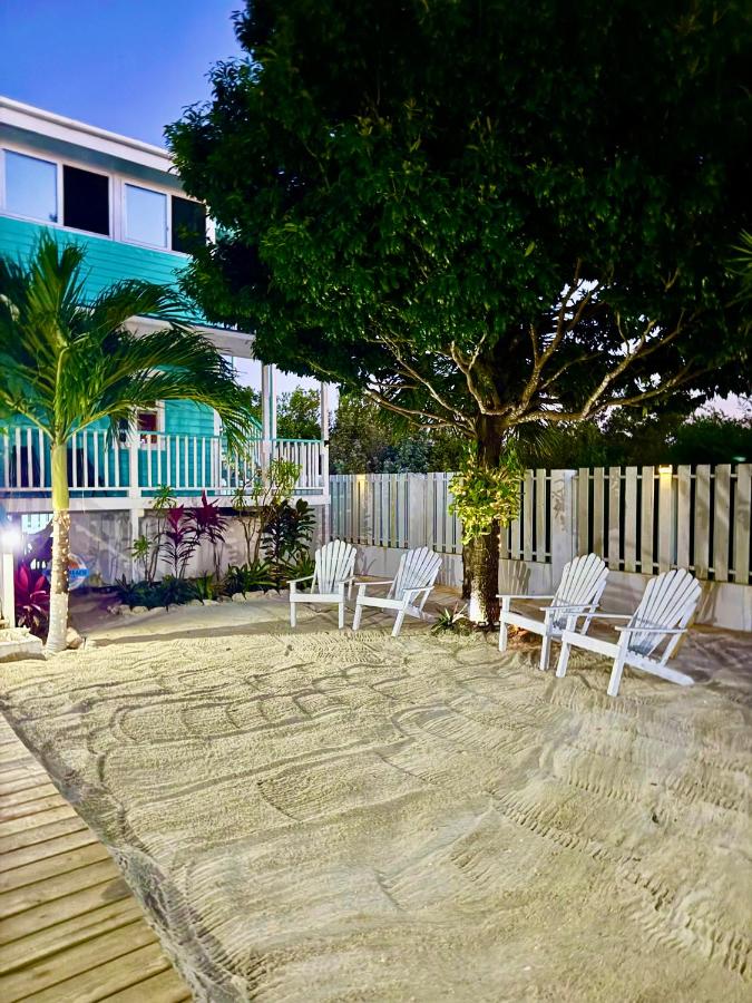 фото Secret Beach Cabanas