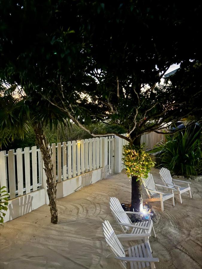 фото Secret Beach Cabanas