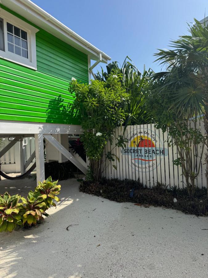 фото Secret Beach Cabanas