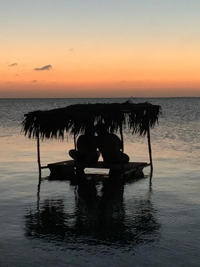 фото Secret Beach Cabanas