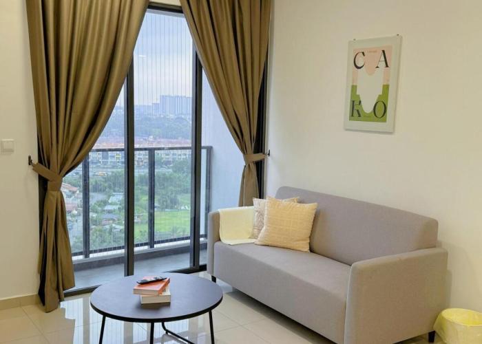 NEW 3R2B FamilyHome Puchong 8 pax