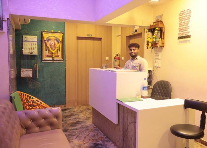 Hotel Sapphire Inn Residency