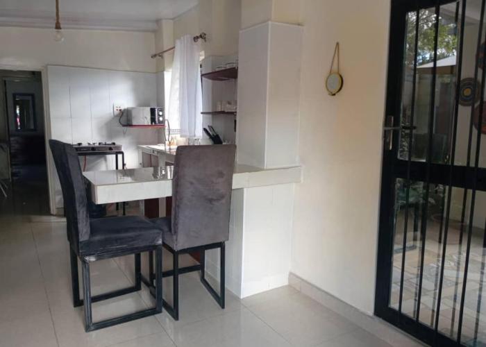 Sunshine Garden Apartment