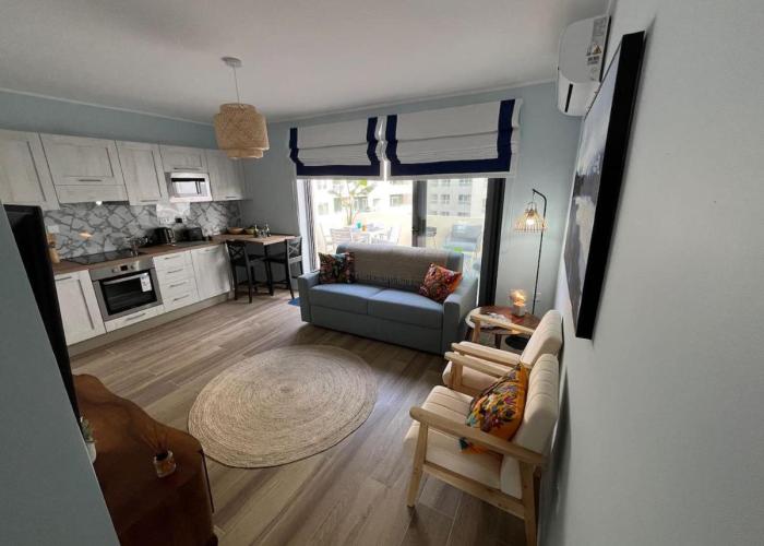 V86 - Chic Tigne Flat by the Sea