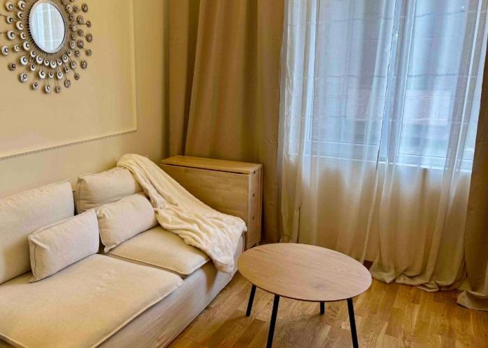 2 Bedrooms Top Central Apartment on Vitosha Boulevard