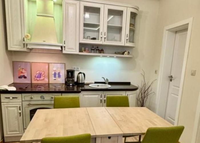 2 Bedrooms Top Central Apartment on Vitosha Boulevard