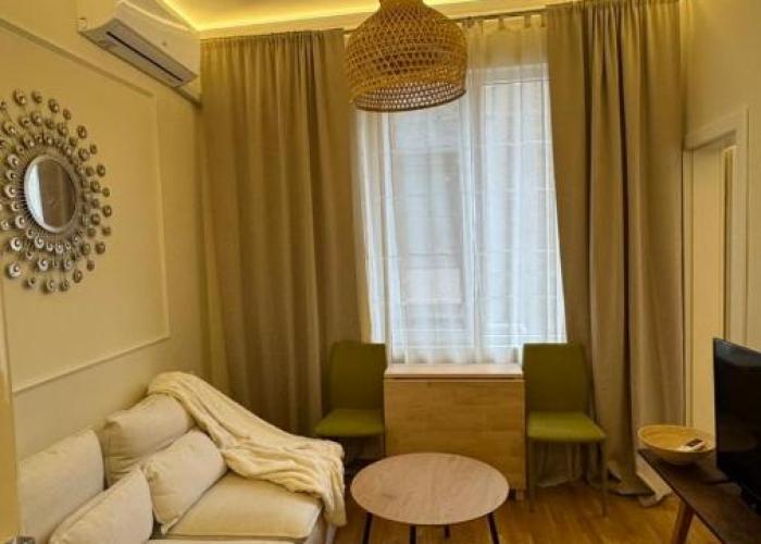 2 Bedrooms Top Central Apartment on Vitosha Boulevard