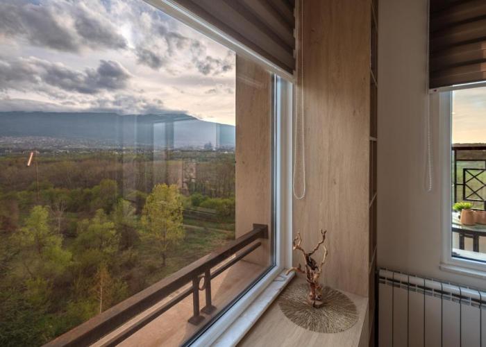 Brand New Luxury Apartments with Great Views