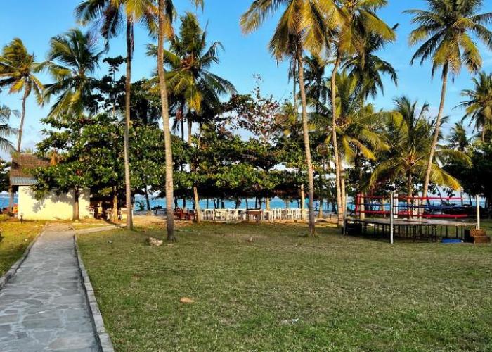 Golden Beachfront Studios Diani