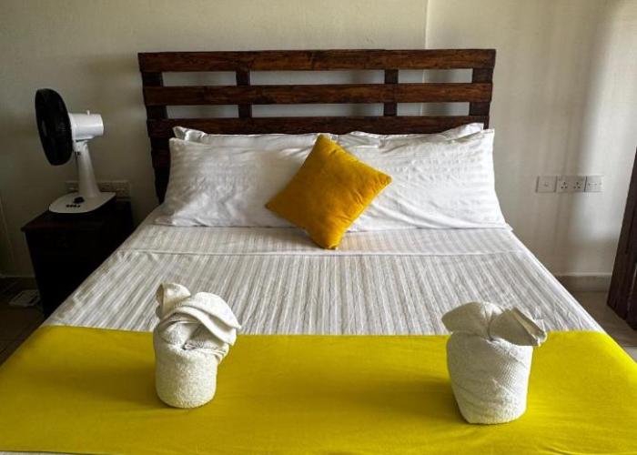 Golden Beachfront Studios Diani