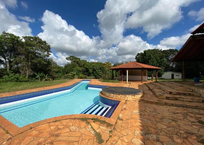 Chácara Pera Doce - surrounded by green area