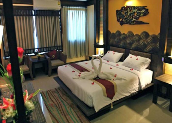 Ruean Phae Royal Park Phitsanulok (SHA Plus+)