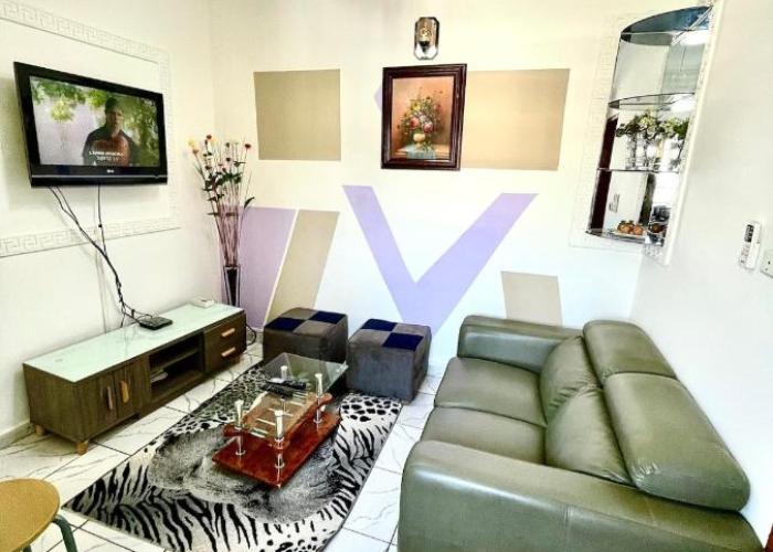 Studio B4 Fustel City, Bonamoussadi Santa Lucia, WiFi, Chaînes TV, gardien