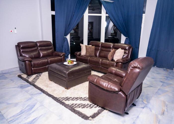 Adonai Luxe Apartment