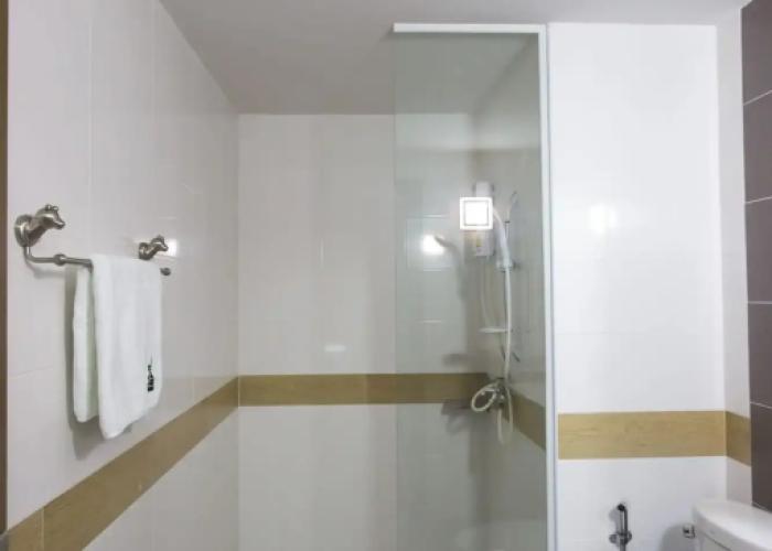 Iron Resort&Hotel